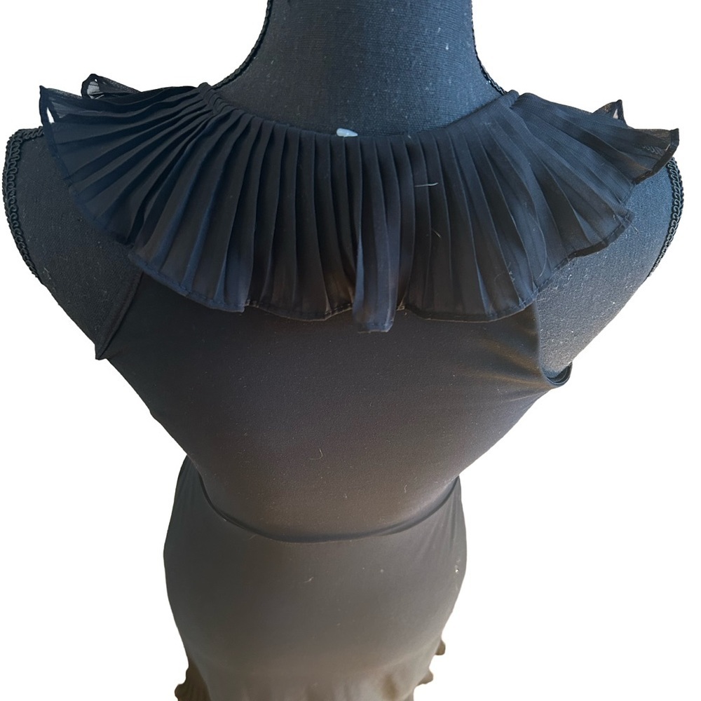 White House Black Market Black Sleeveless Wrap Dress with Ruffle Detail. Size 8 - Picture 5 of 5